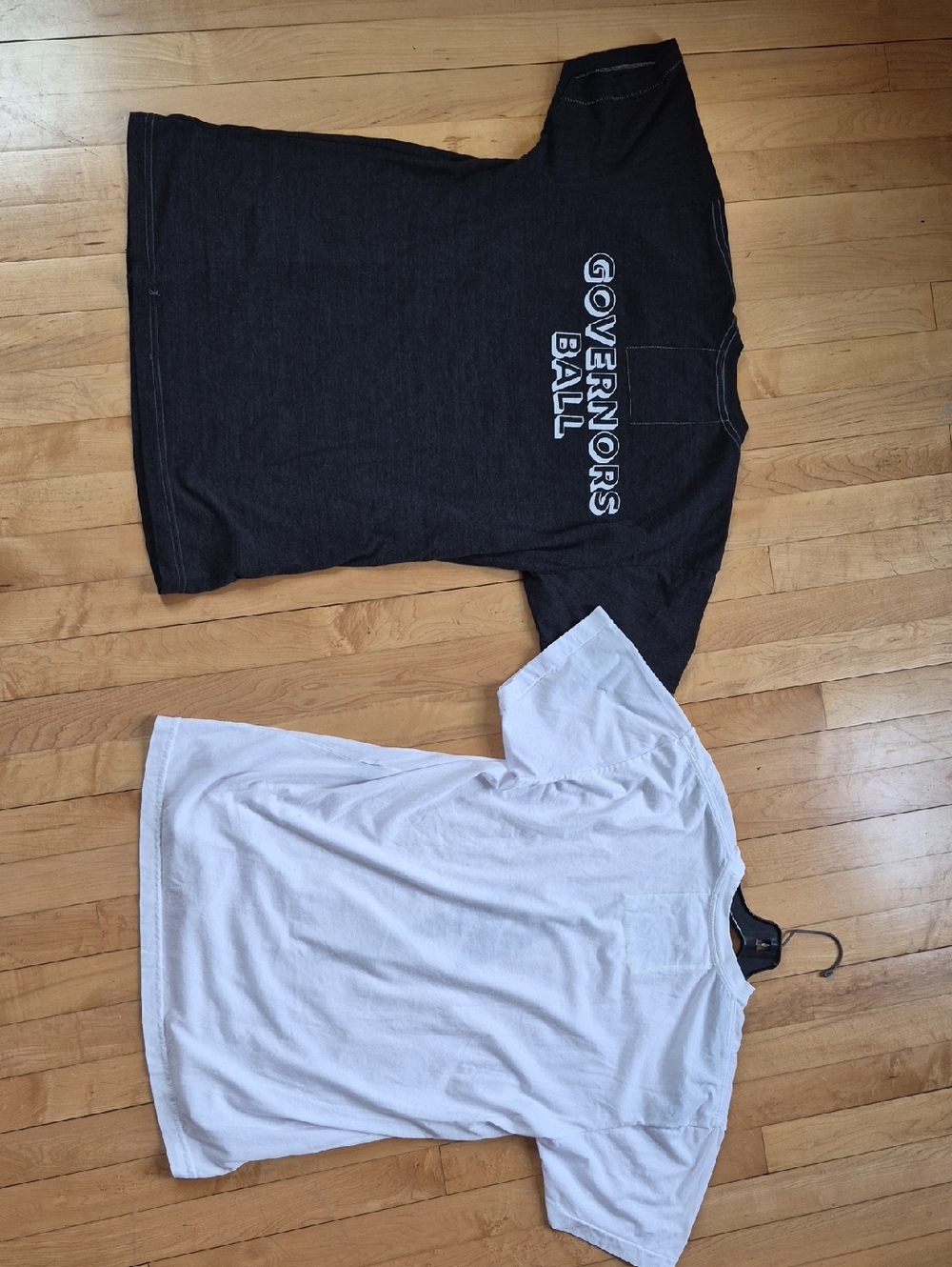 Aviator Nation Graphic Crewneck Tees – Set of 2 – Size L - Picture 3 of 15